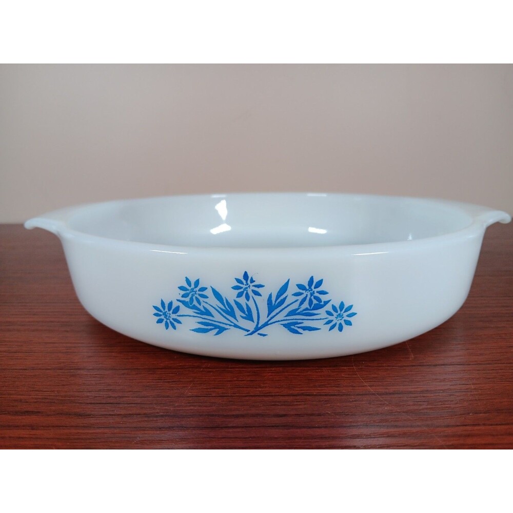 VTG Anchor Hocking Fire King Casserole Dish Blue Cornflower 1.5 Qt 429 EUC